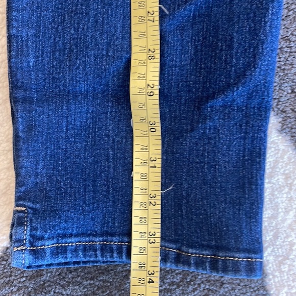 Westport Capri - Picture 13 of 13